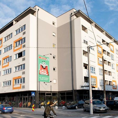 Flexible Selfcheckins 9 - Zagreb - Garage - Electric Vehicle Ccharger - Loggia - New - Apartments Repinc 9 Esterno foto